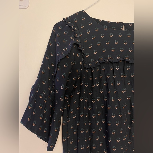 TWO LOFT Blouses / White floral and Blue Floral XS - Picture 8 of 11